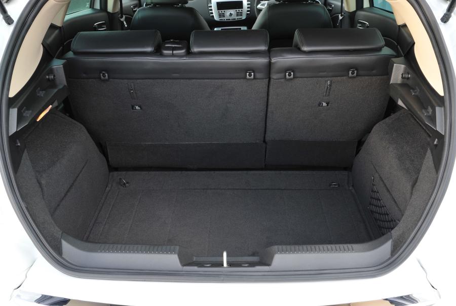  Chrysler Delta 2011 года  (фото 6 из 69)